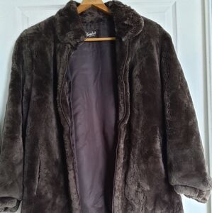 Brown Teddy Jacket with Plush Collar and Soft Texture